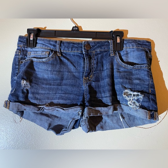 Aeropostale Shorty Distressed Jean Shorts - Picture 1 of 2